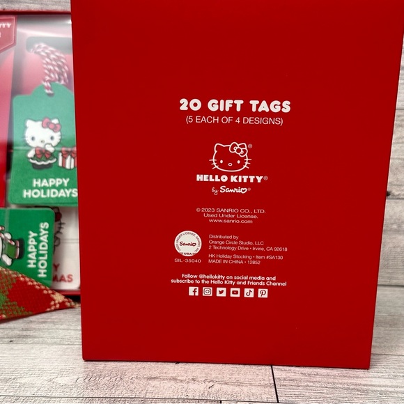 Sanrio Hello Kitty 2023Christmas Gift Tags Set Bundle of 2 Packages New In Box - Picture 4 of 4